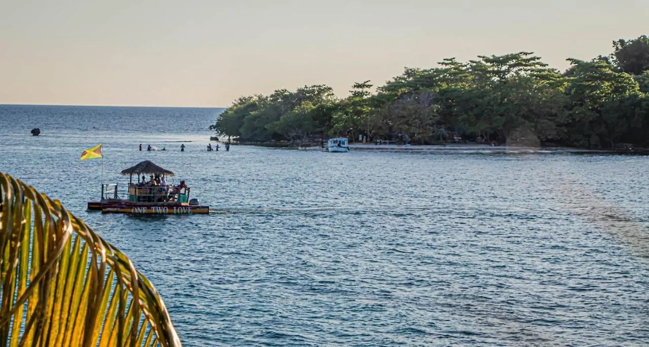 Apartment Sunrise At Point Village-Negril